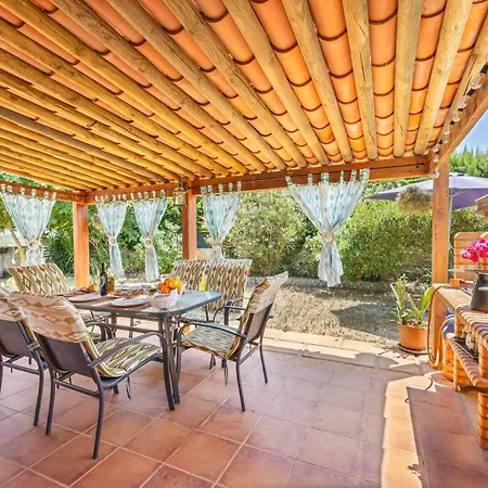 Holiday home Finca Can Calistro
