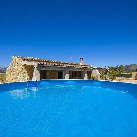 Holiday home Finca Can Calistro